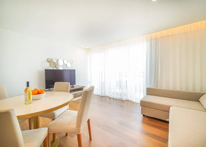 Alma Oceanview Apartment